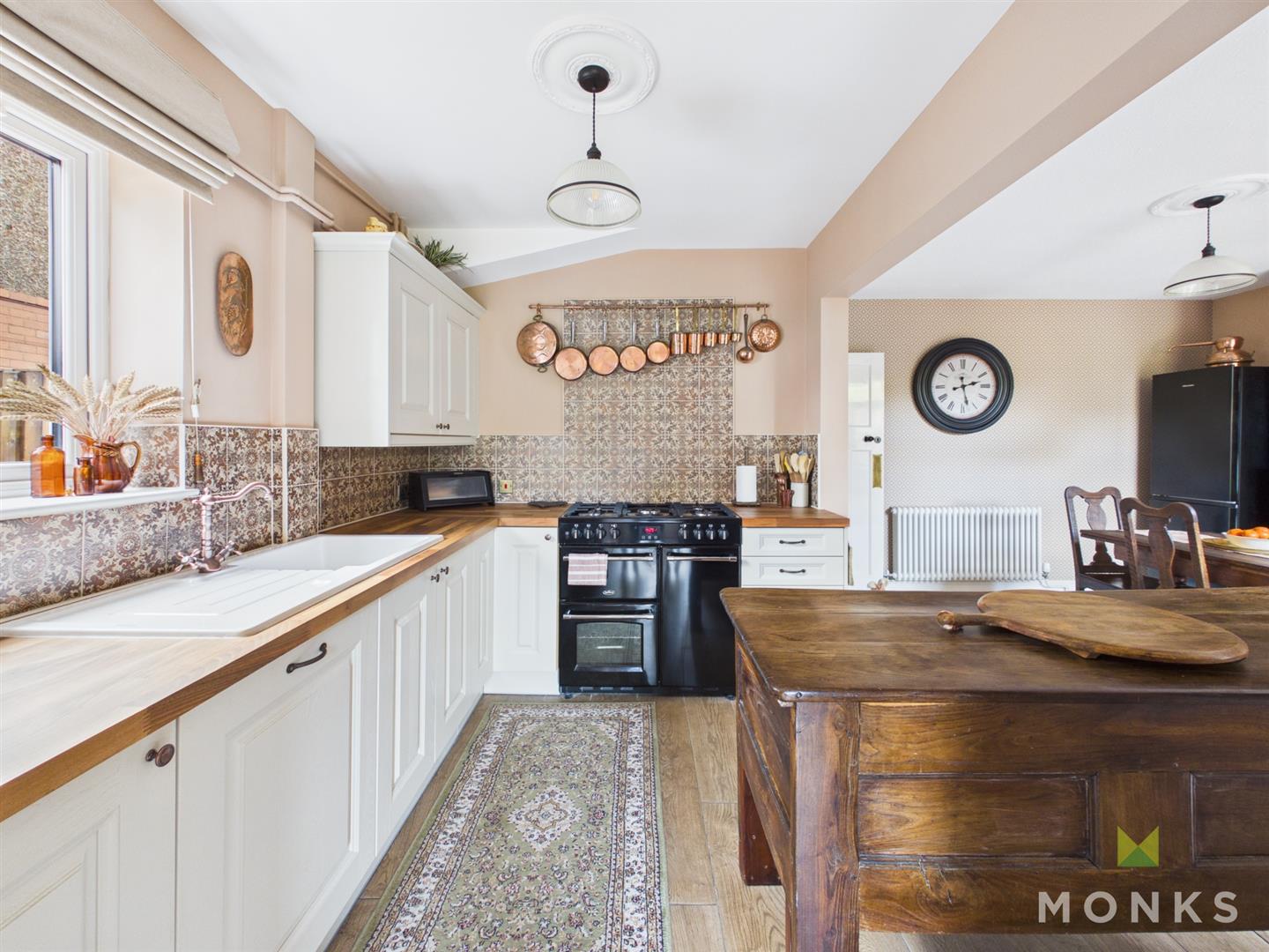 8 Shelton Road, Shrewsbury, SY3 8SS For Sale